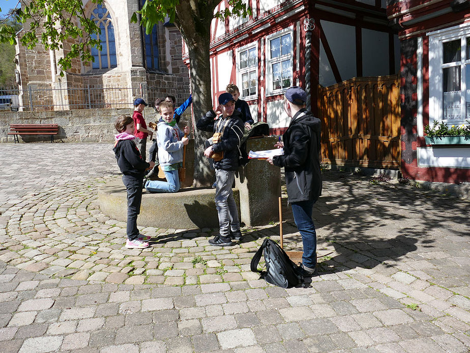 Rasseln in Naumburg - eine alte Ostertradition (Foto: Karl-Franz Thiede)